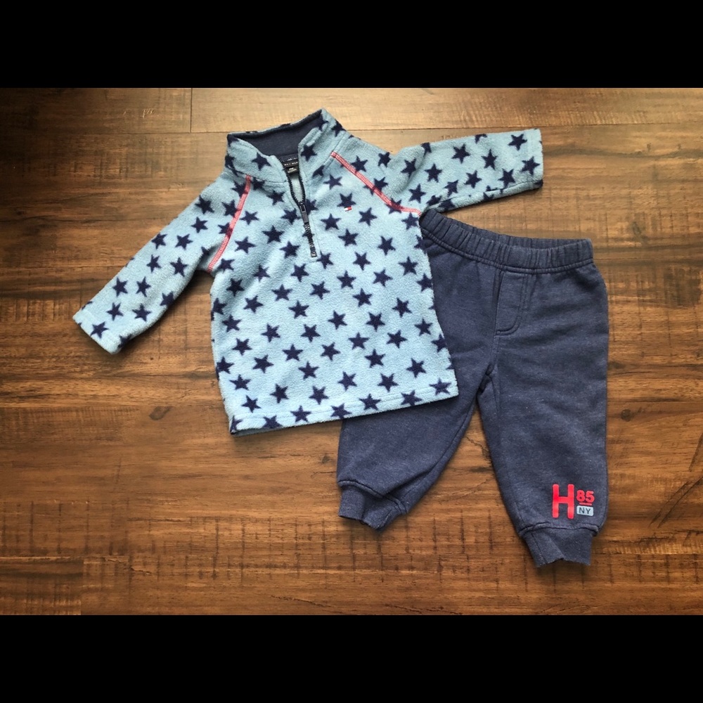 Tommy Hilfiger Pullover & Sweatpants -EUC